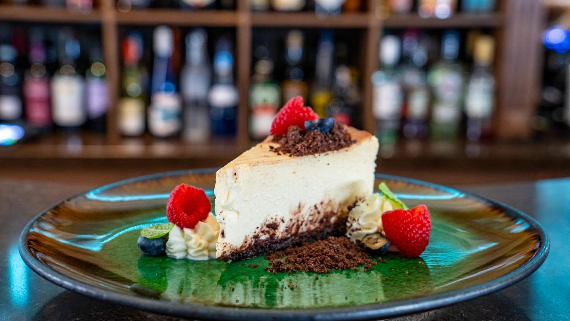 Boutique Odyseja & Spa 시에초시네크 외부 사진 A cheesecake
